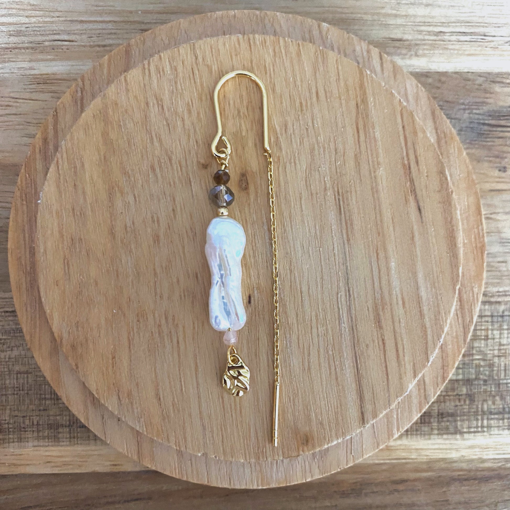 MYSTICAL PEARL STRING